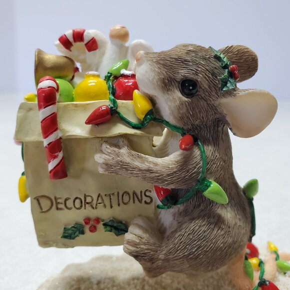 Charming Tails All The Trimmings Figurine Collectible - Picture 6 of 10